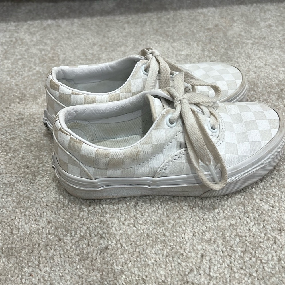 Kids checkered white vans